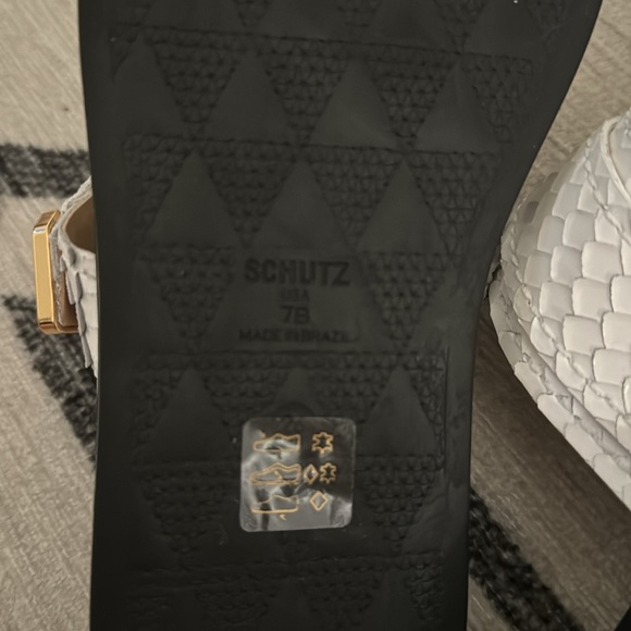 Snake-Pattern Slide Sandals - Picture 5 of 11